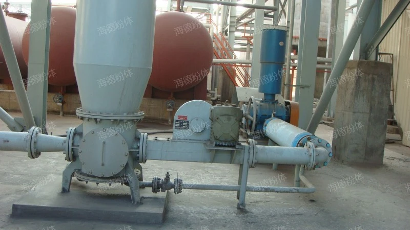 насос уплотнения порошкообразного газа